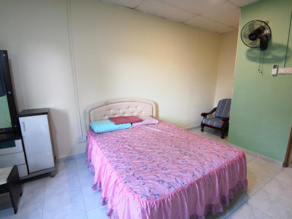 Cosy Homestay Ulu Tiram Luaran gambar
